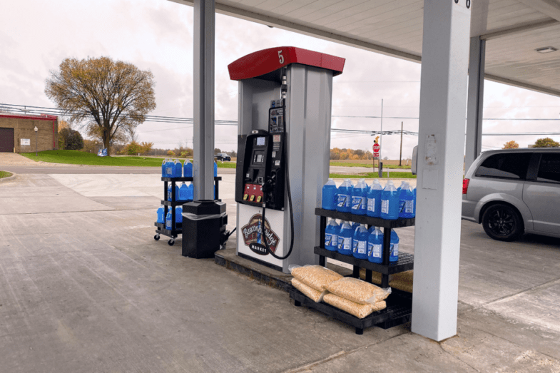 displays by fuel pump with automotive fluids